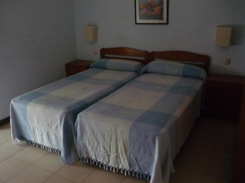 Hostal El Centro Huesca Quarto foto